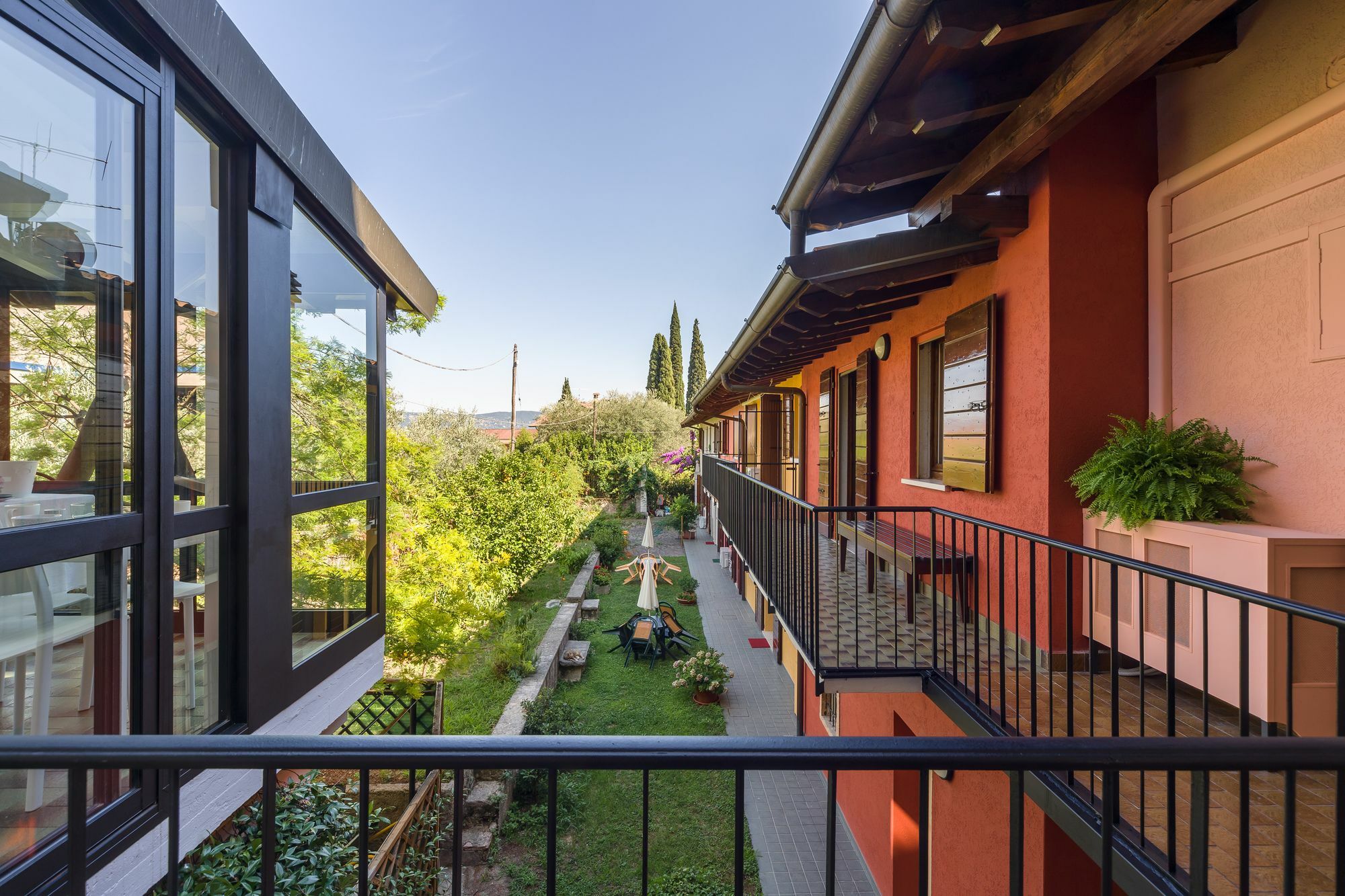 Omas Haus Villa ตอสโกลาโน มาแดร์โน ภายนอก รูปภาพ